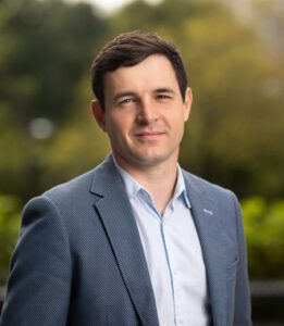 Headshot of Mark van der Maas